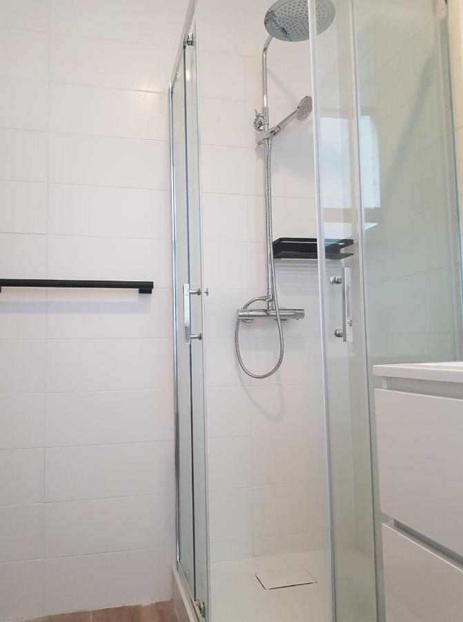 Al In Den Aap Gelogeerd? Apartment Mechelen Bagian luar foto